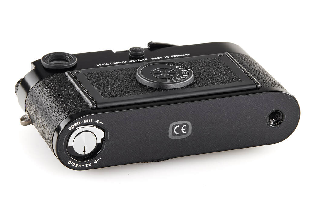 Leica MP (0.72) 10302 Black Paint - like new with 2 years guarantee