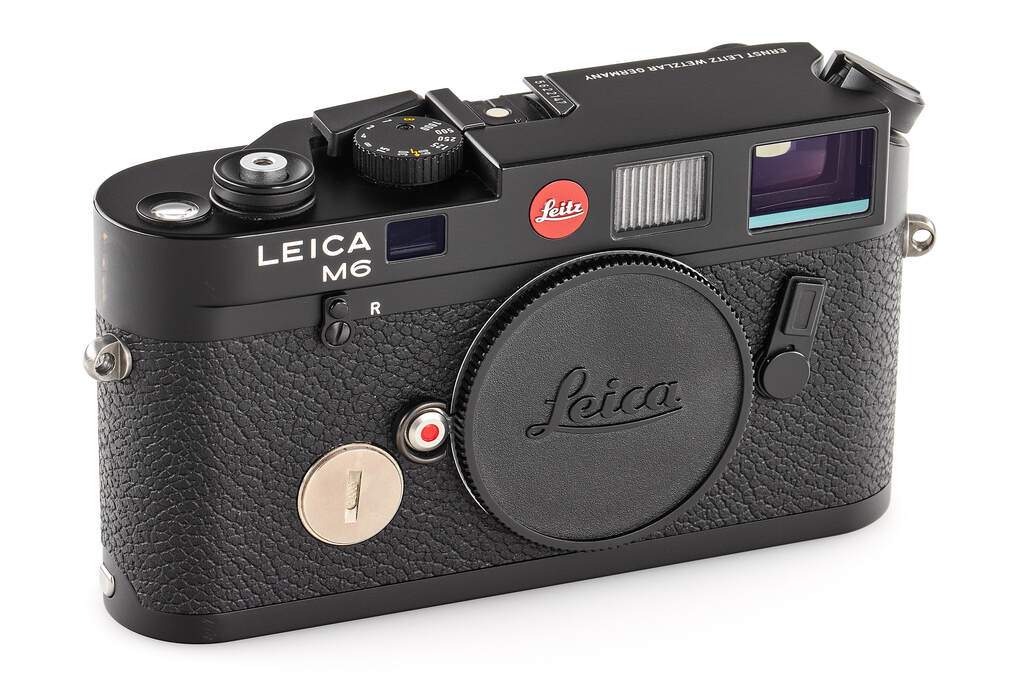 Leica M6 reissued 10557 - like new with 2 year guarantee Leica M6 reissued 10557 - like new with 2 year guarantee