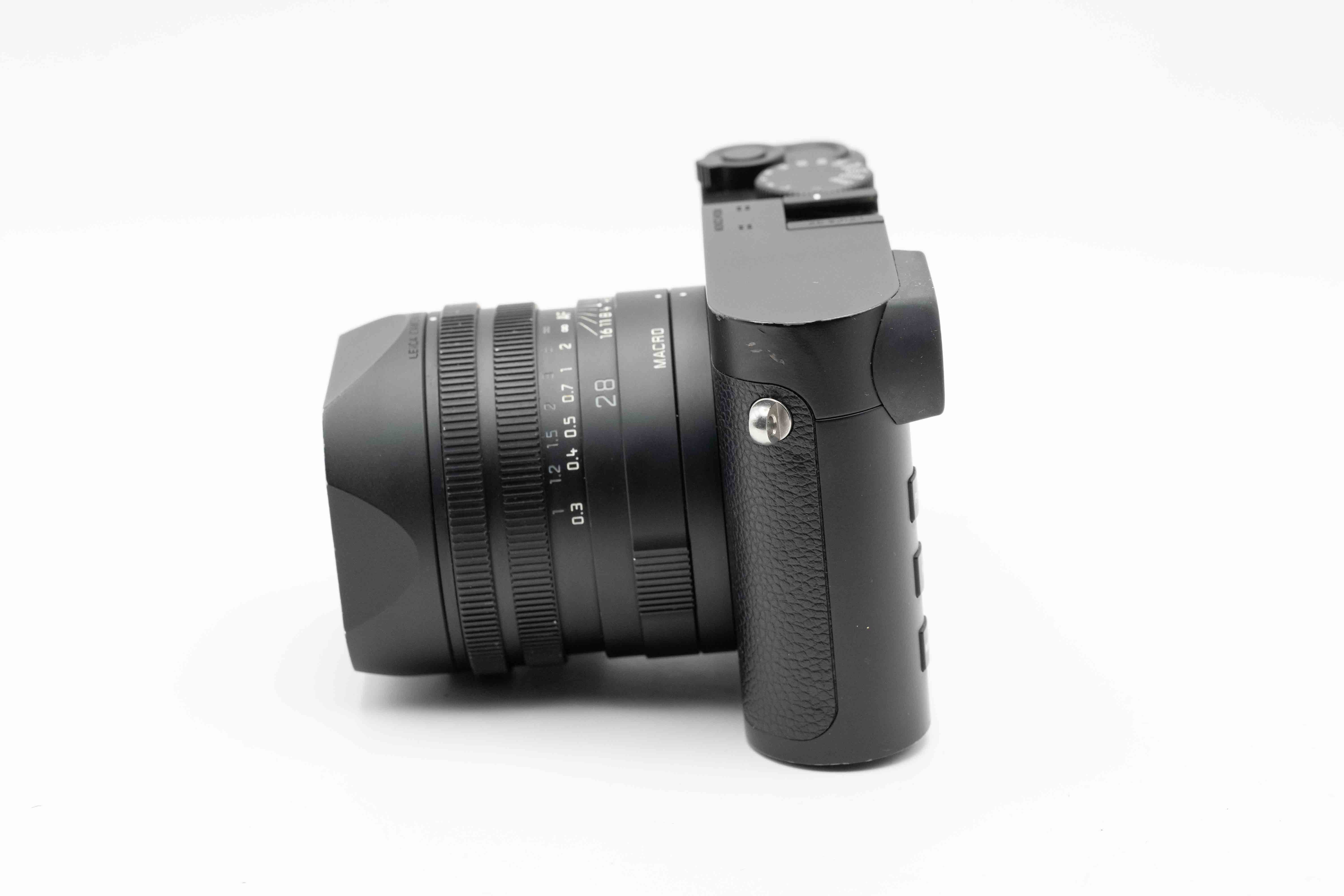 Q2 Monochrom, schwarz, Vers. EU/US/JP