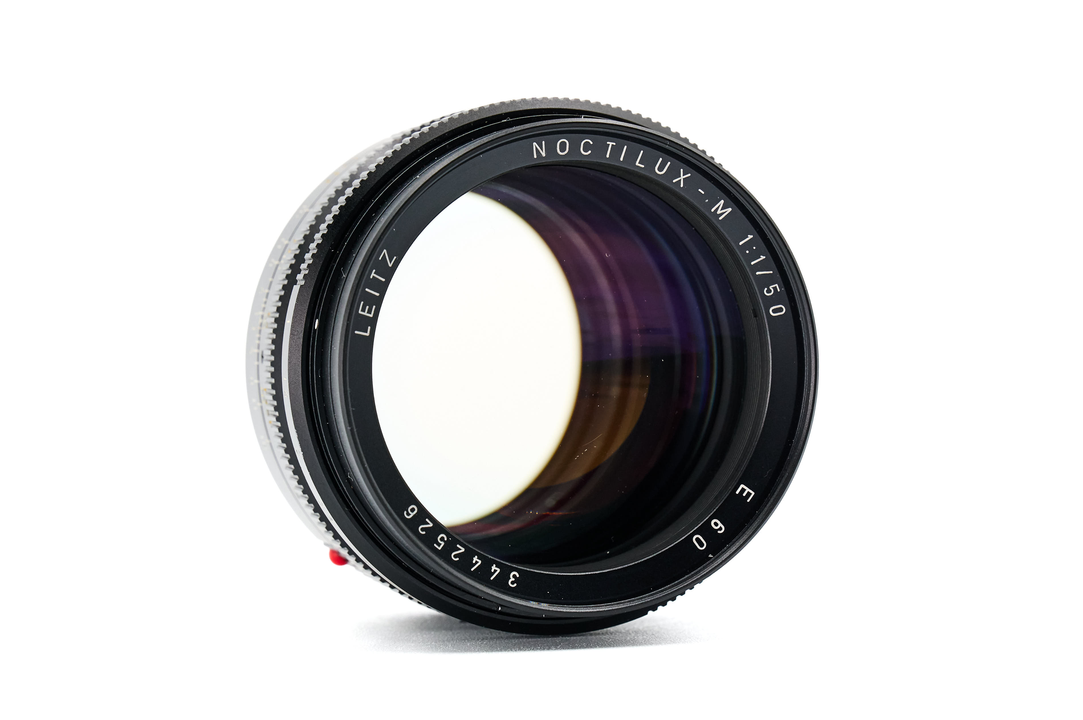 Leica Noctilux-M 50mm f/1 e60 11821