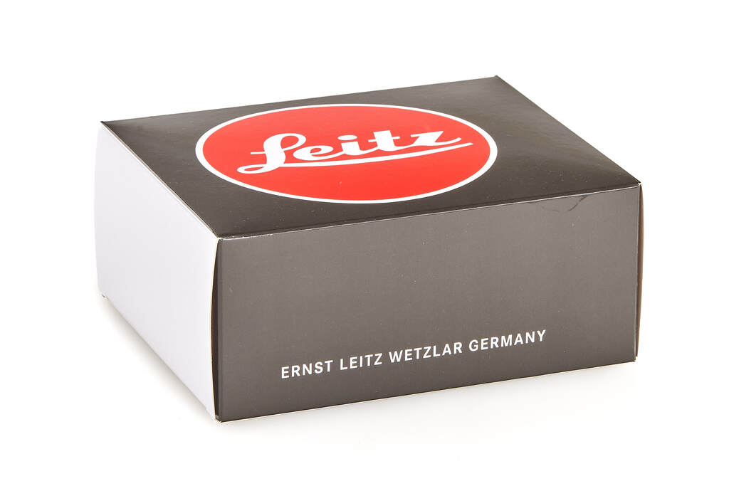 Leica M6 reissued 10557 - like new with 2 year guarantee