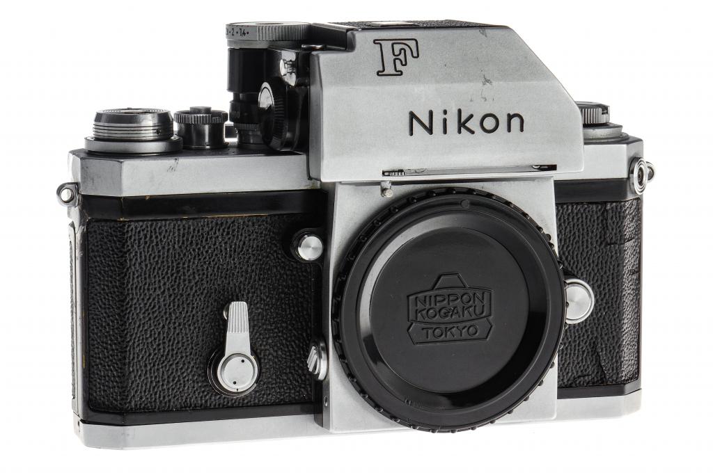 Nikon F Photomic chrome 'Red Dot'