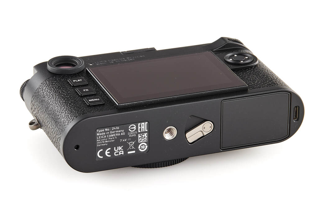 Leica M11 20200 black - like new with 2 years guarantee