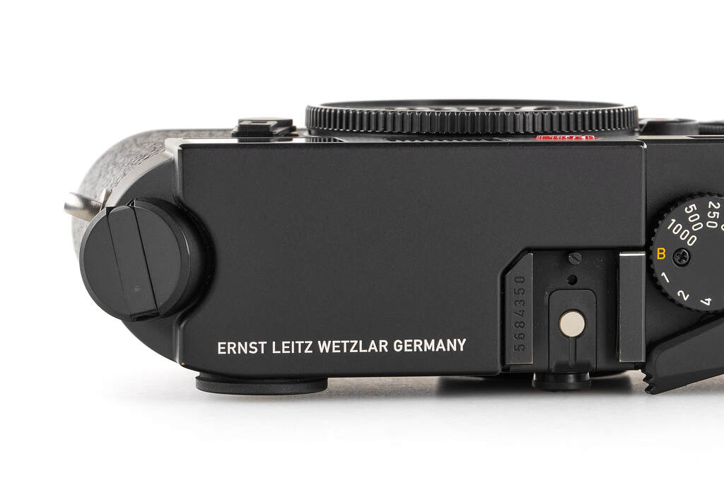 Leica M6 reissued 10557
