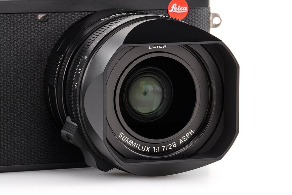 Leica Q3 19082 - with full guarantee