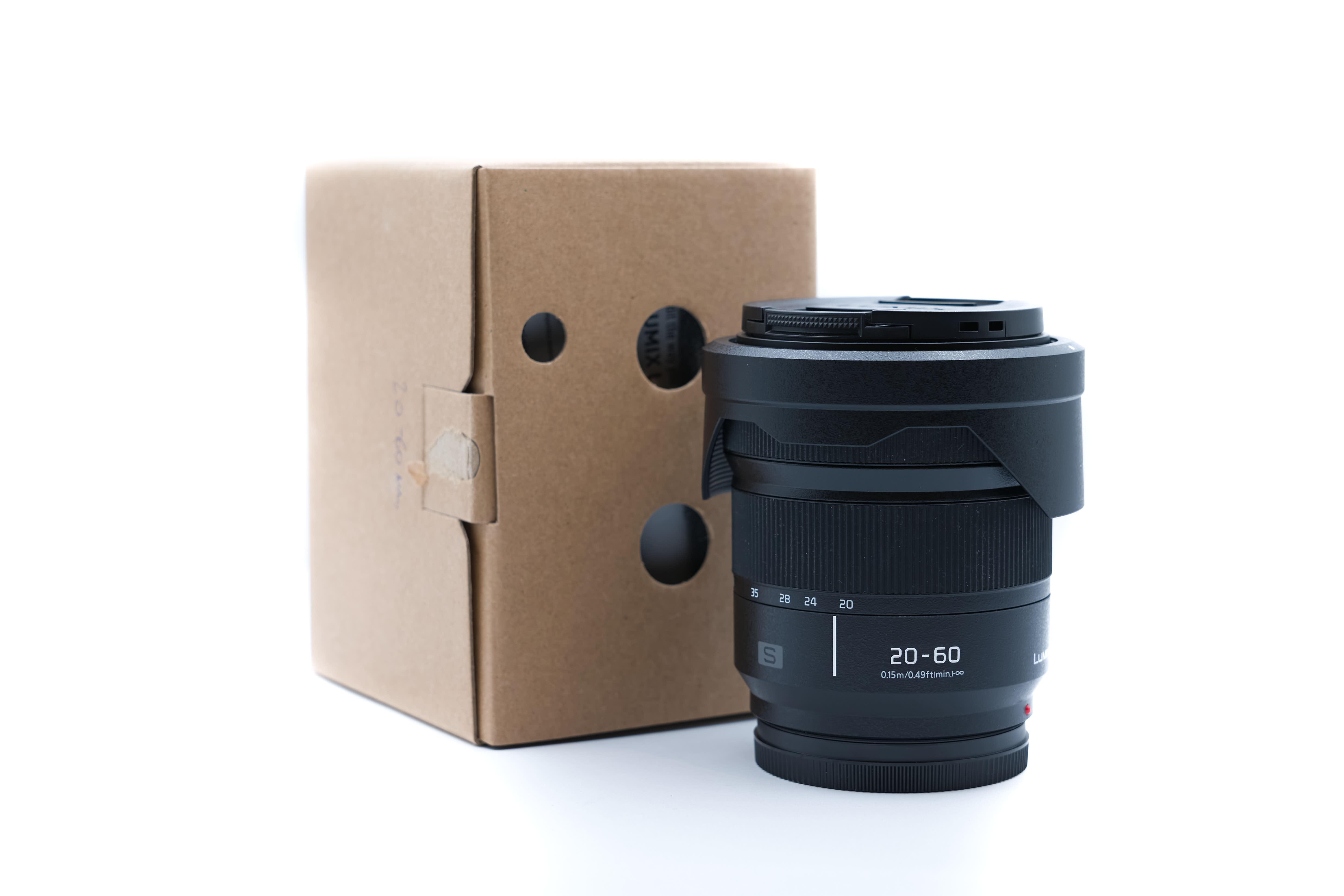 Lumix L-Mount 20-60mm f3.5/5.6