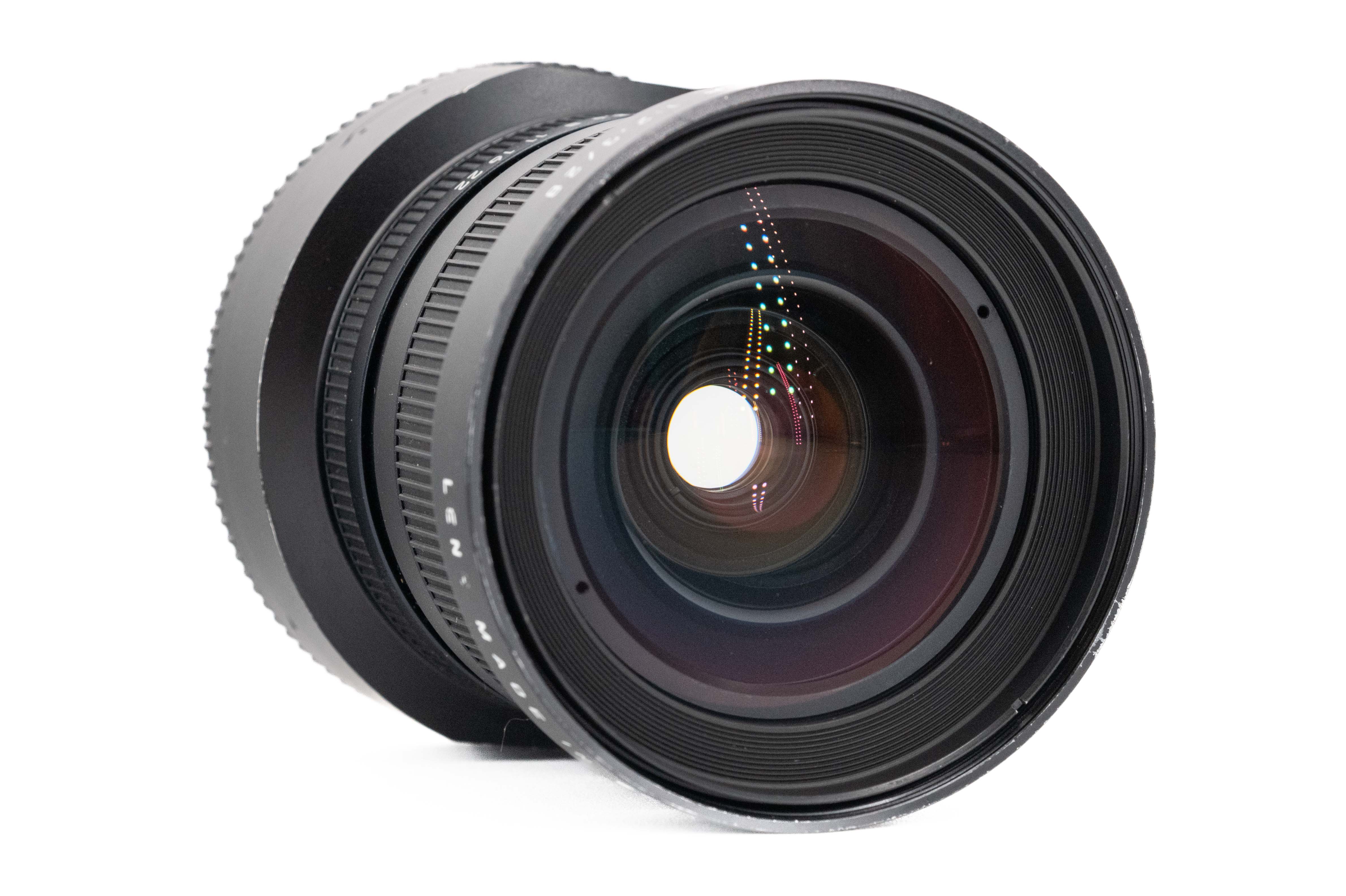 Leica PC Super-Angulon-R 28mm f/2.8 11812 Leica PC Super-Angulon-R 28mm f/2.8 11812