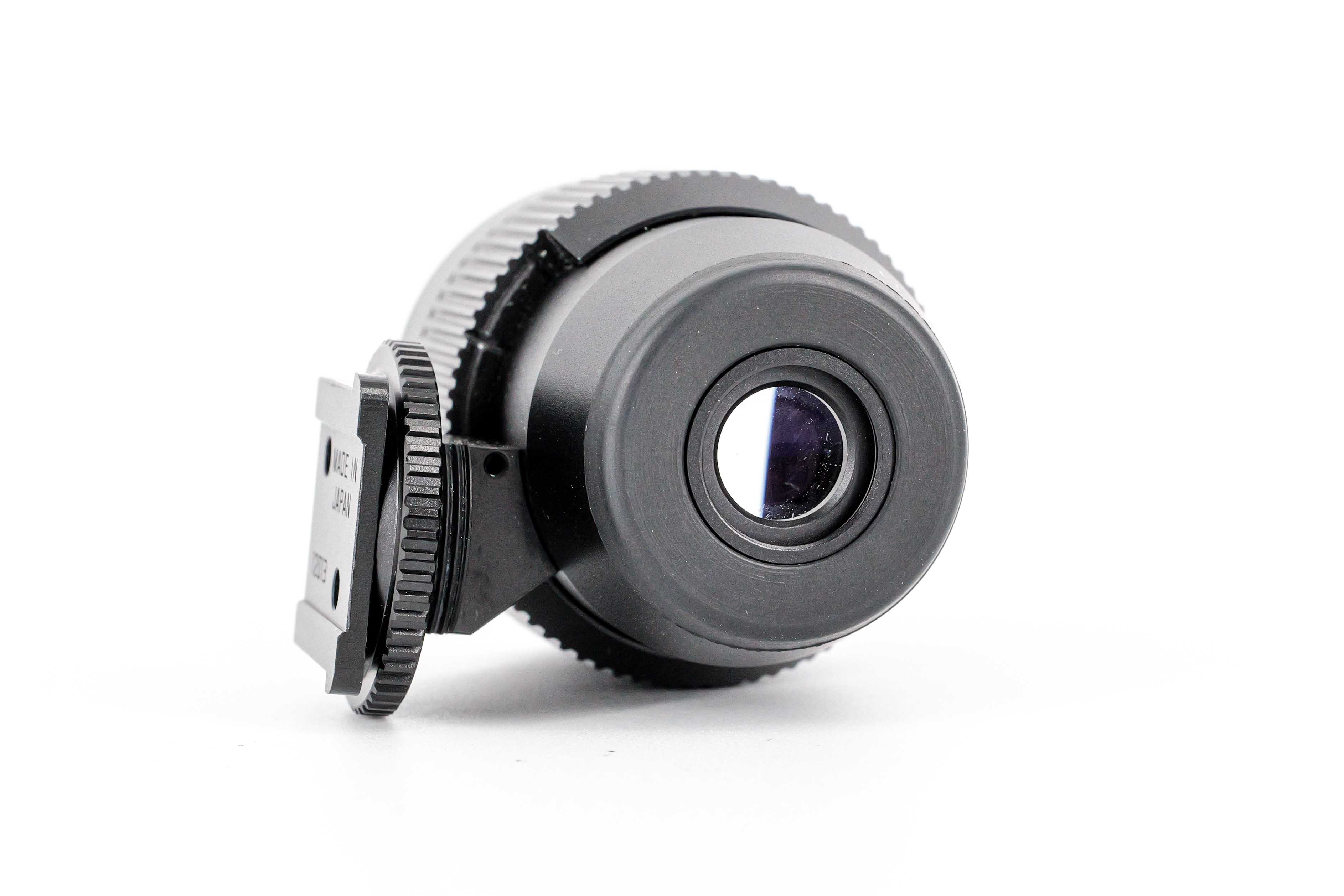 Leica Unisucher viewfinder for 21/24/28 mm lenses