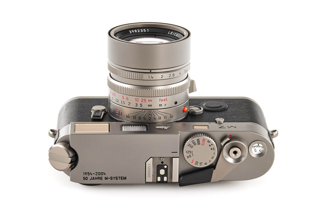 Leica M7 10570 "50 Years of Leica M System" Titan set