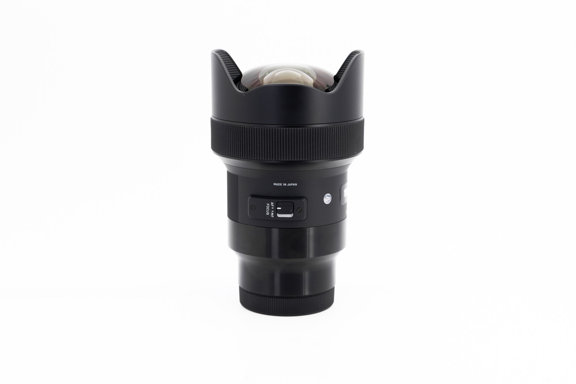 Sigma 1.8/14mm DG L-Mount