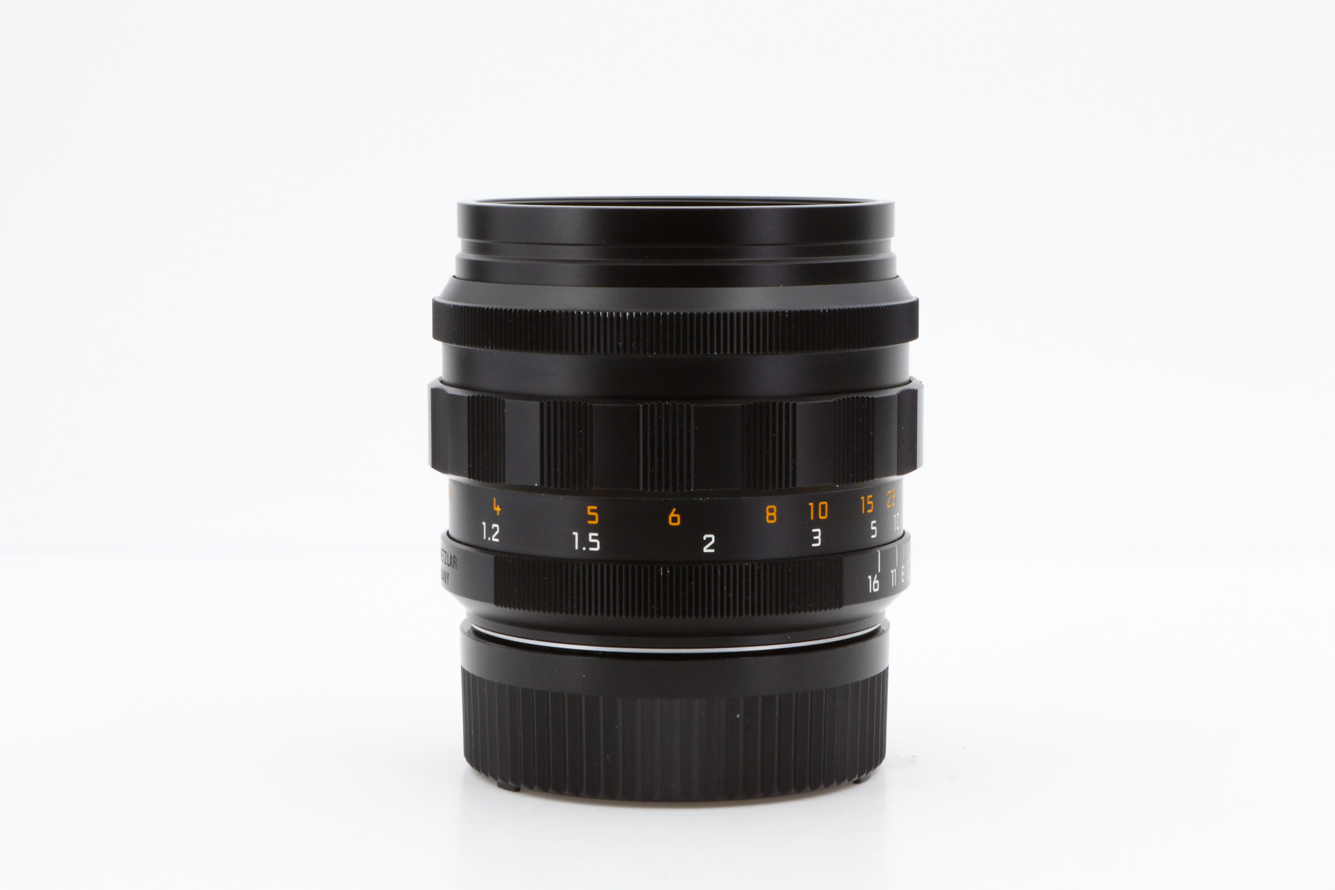 Leica NOCTILUX-M 1:1.2/50 ASPH. Leica NOCTILUX-M 1:1.2/50 ASPH.
