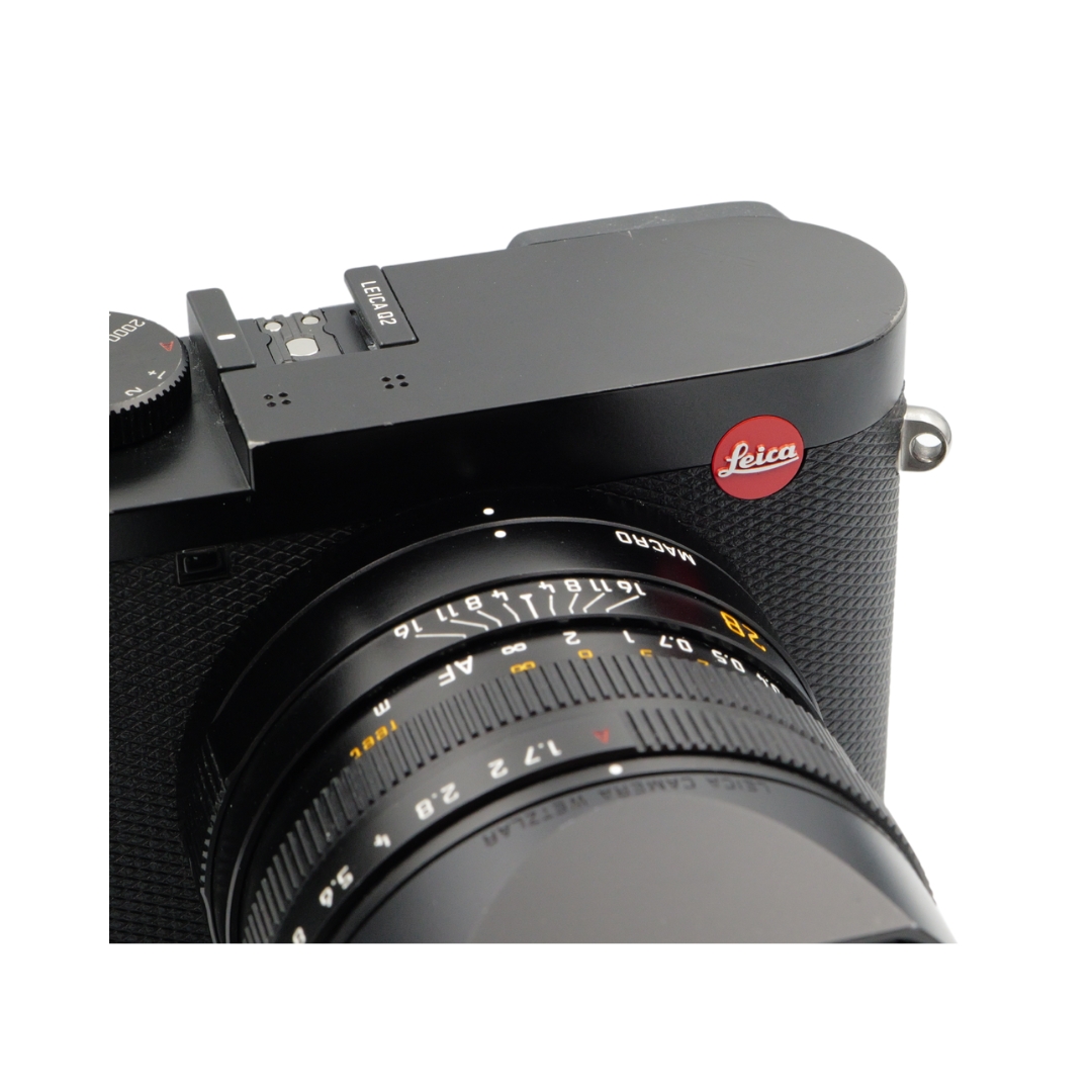 LEICA Q2, black