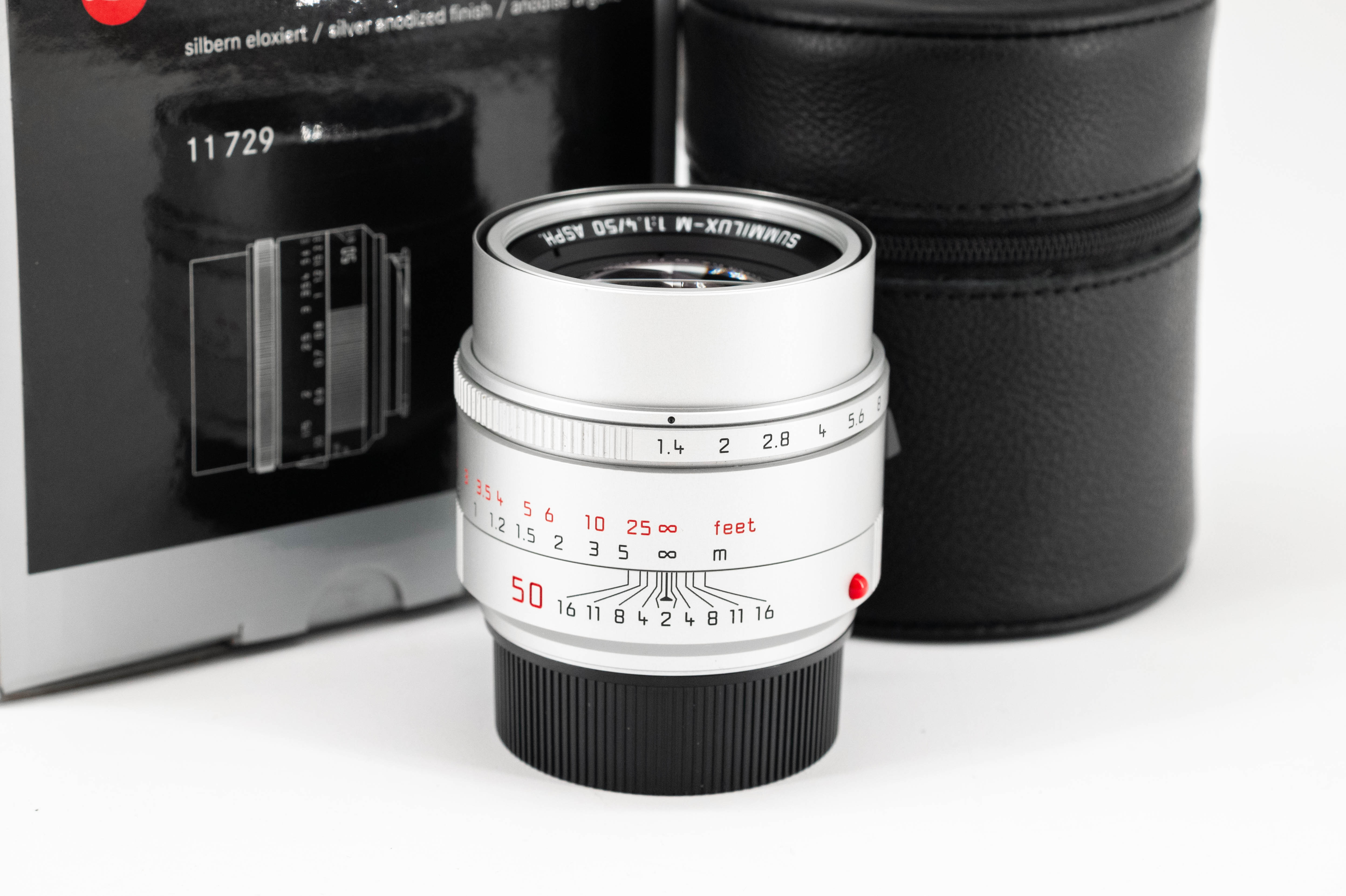 Leica Summilux-M 50mm f/1.4 ASPH Silver V2 11729