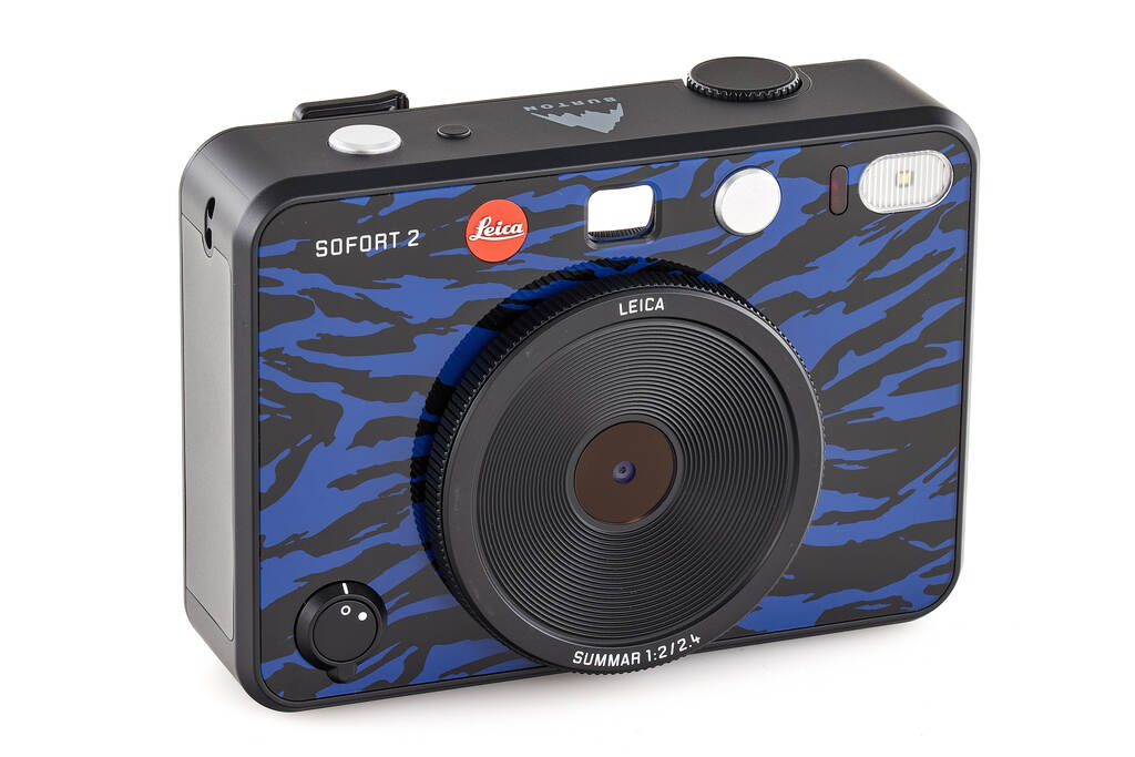 Leica Sofort 2 Burton Edition 19194 - like new with 2 years guarantee