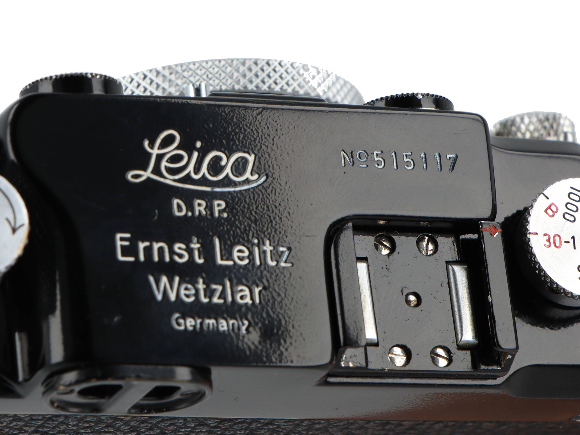 Leica IIIC ridipinta di nero + Elmar 50mm 3,5 argento (10064) Leica IIIC ridipinta di nero + Elmar 50mm 3,5 argento (10064)