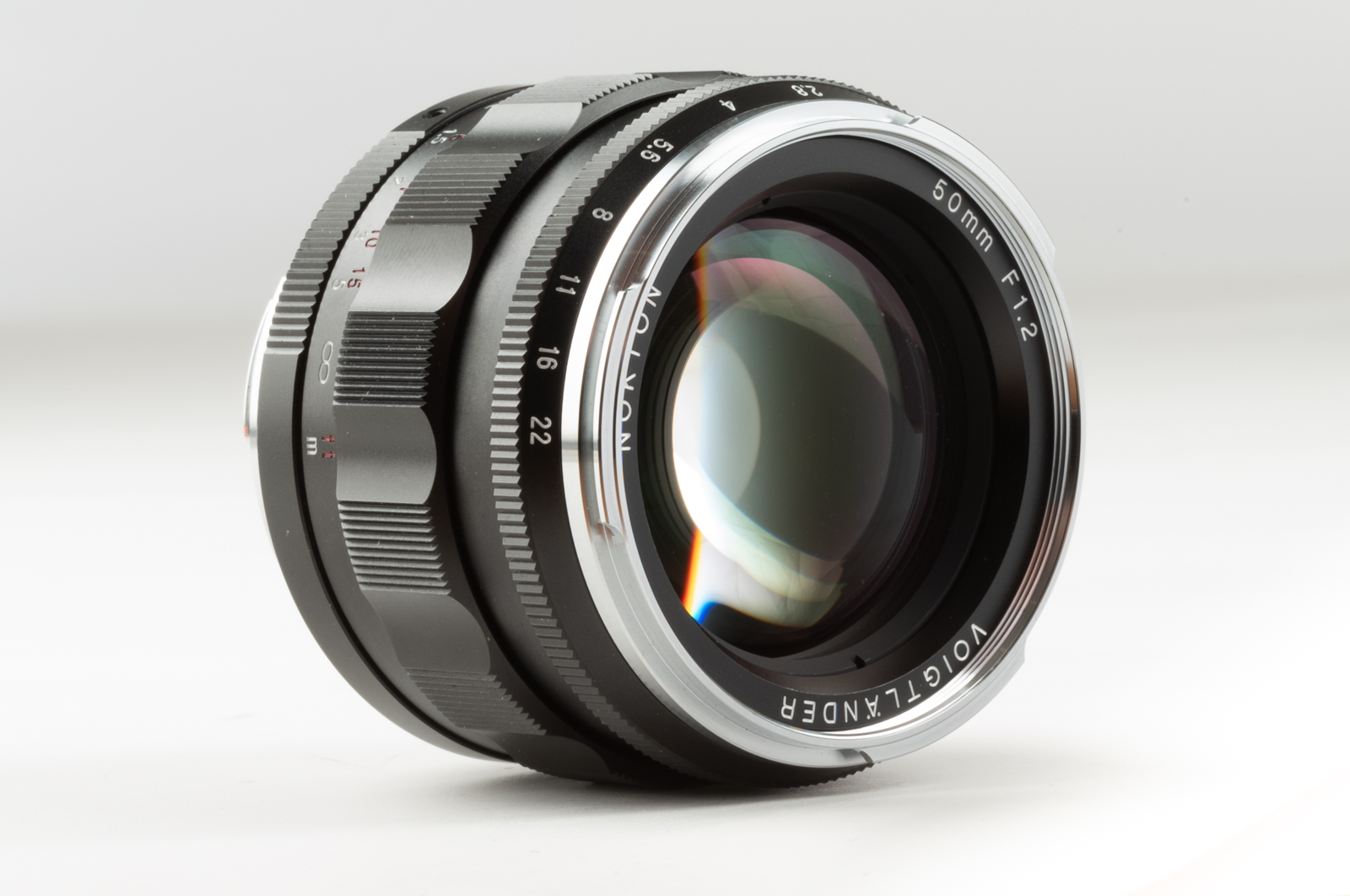 Voigtländer Nokton 50mm F/1.2 VM ASPH. Voigtländer Nokton 50mm F/1.2 VM ASPH.