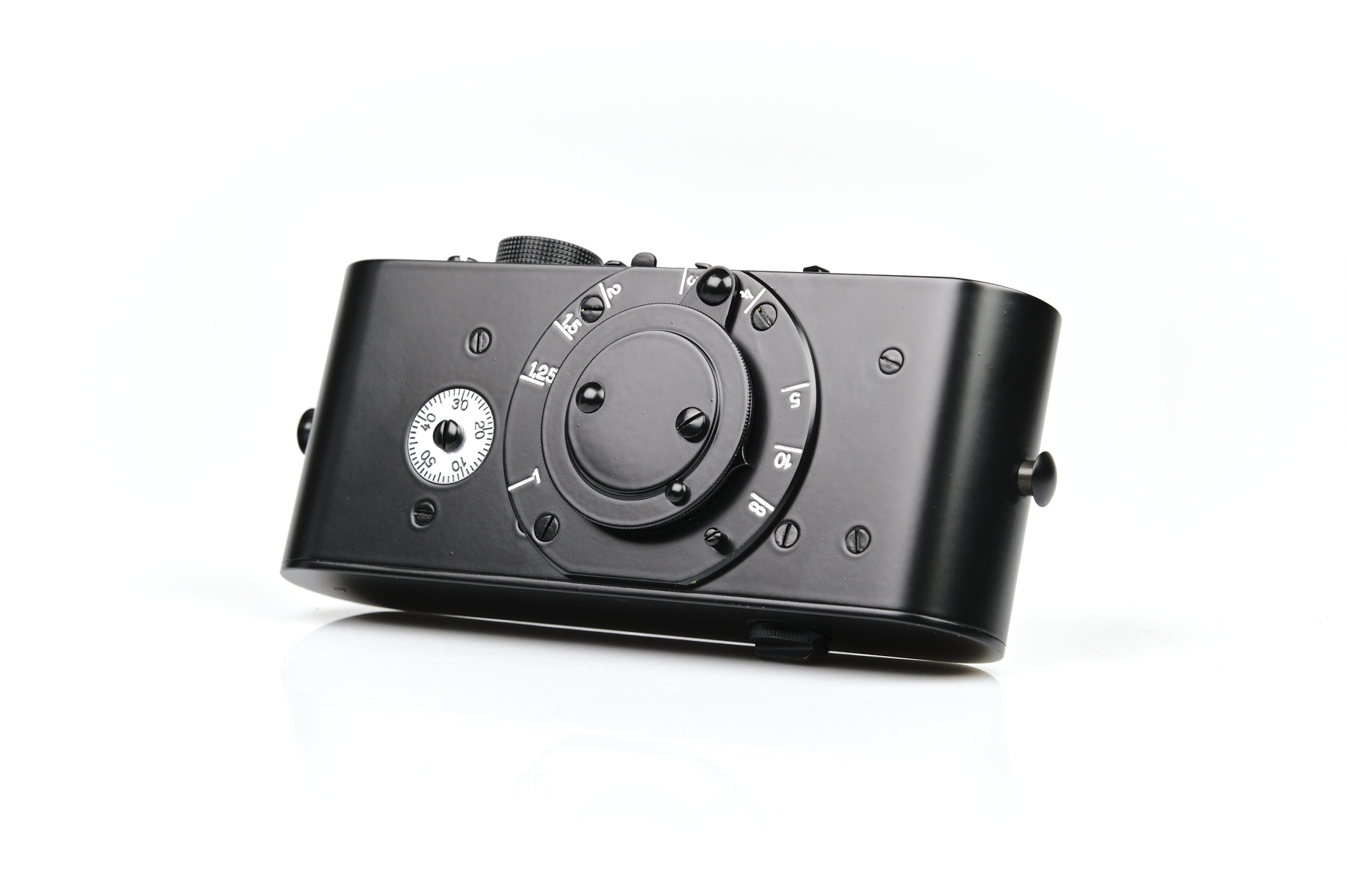 Replica of the original Leica
