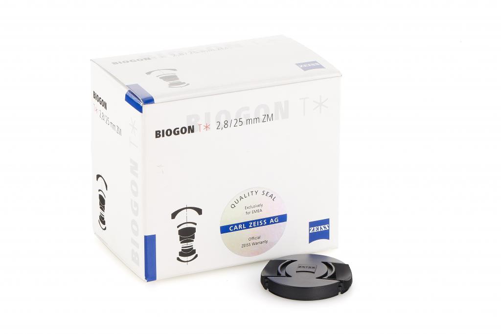 Zeiss Biogon T* 1:2.8/25mm ZM chrom