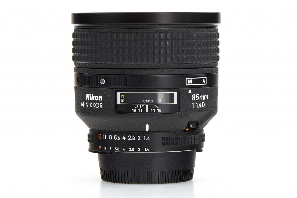 Nikon AF-D 85/1,4 Nikkor