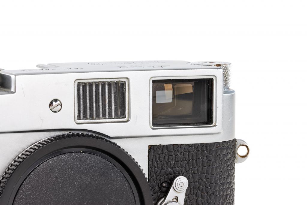 Leica M2 chrome with full CLA