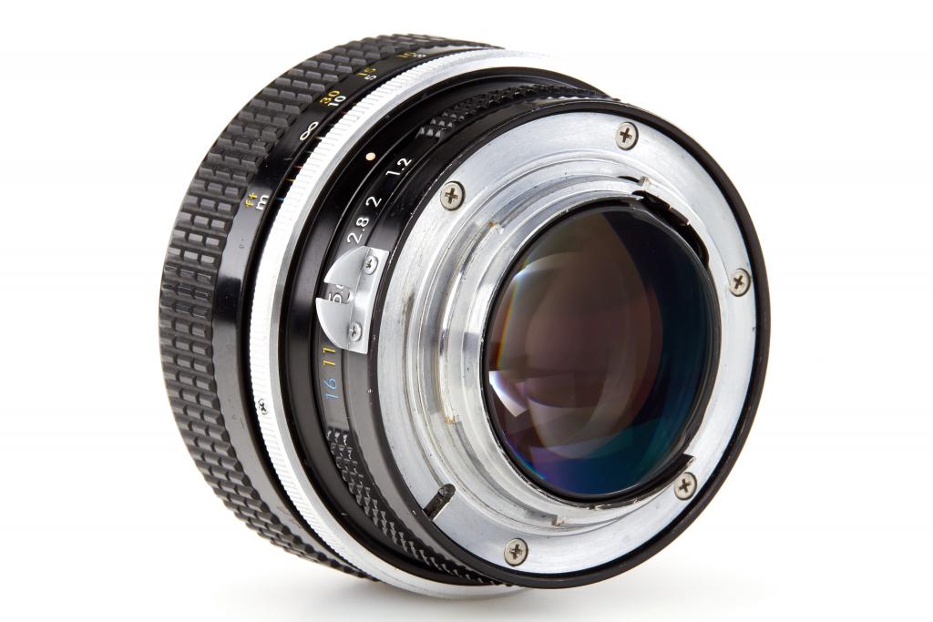 Nikon non-AI 55/1,2 Nikkor-S Auto Nikon non-AI 55/1,2 Nikkor-S Auto