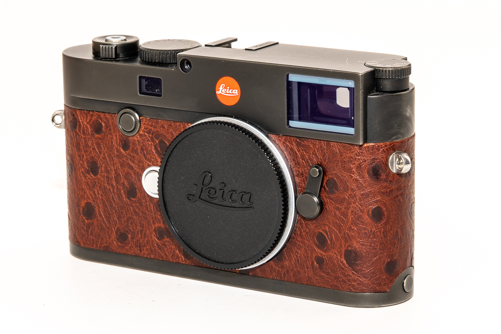 Leica M10, black chrome finish with ostrich leather brown
