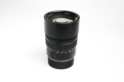 LEICA SUMMICRON-M 1:2/90 MM