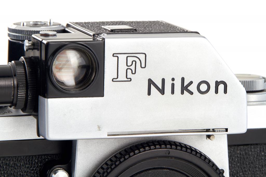 Nikon F Photomic  Chrome "Red Dot"