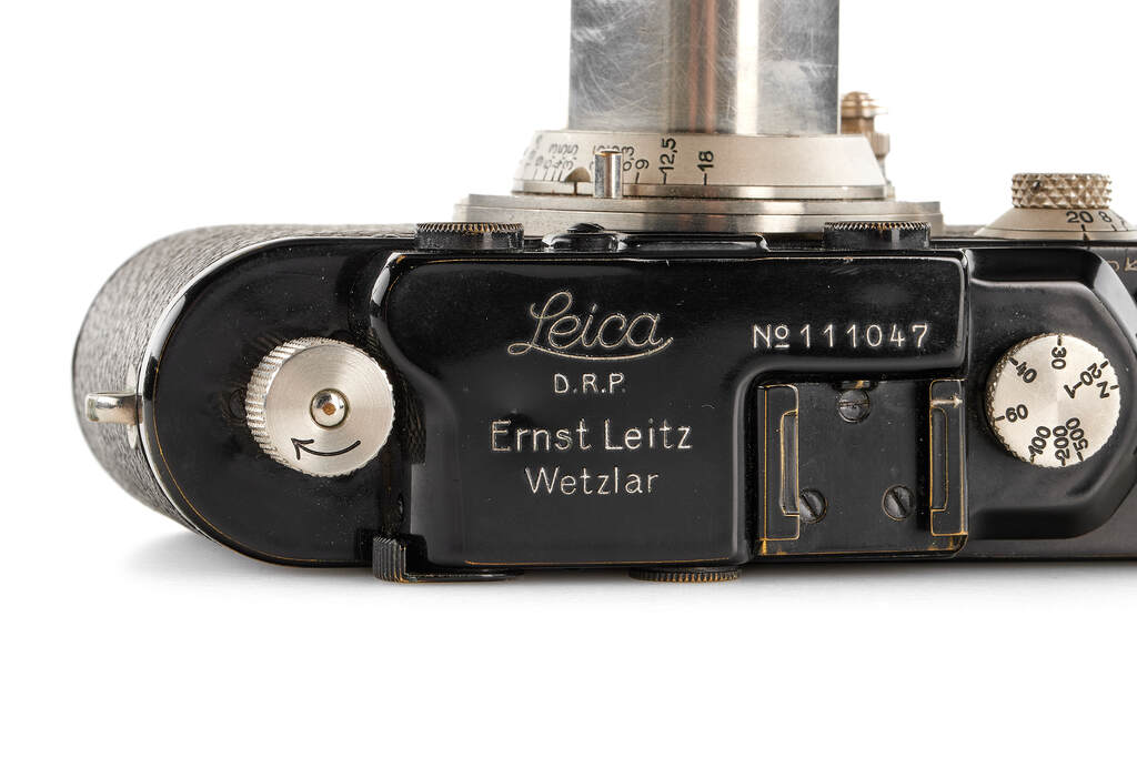 Leica III Mod. F black/nickel outfit