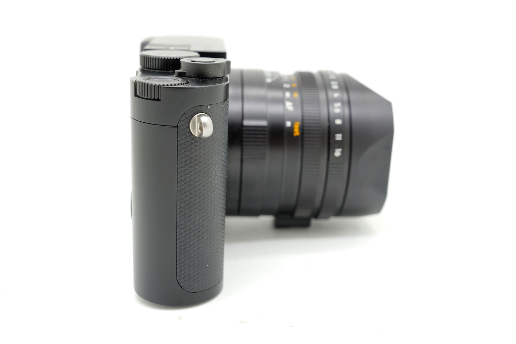 Leica Q2