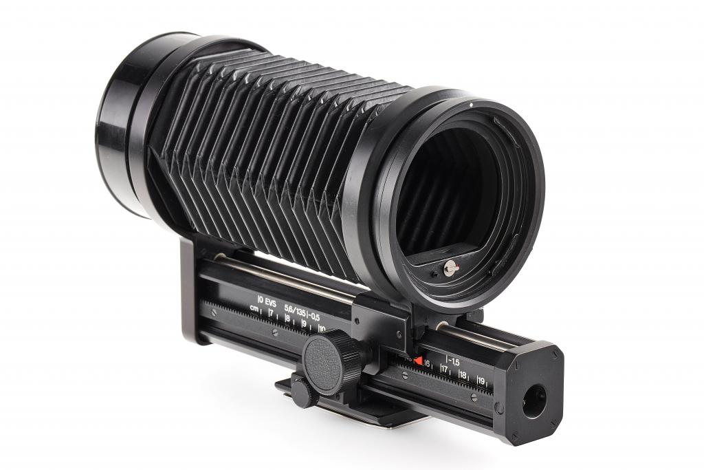 Carl Zeiss 135/5,6 S-Planar T* Bellows Outfit  Carl Zeiss 135/5,6 S-Planar T* Bellows Outfit