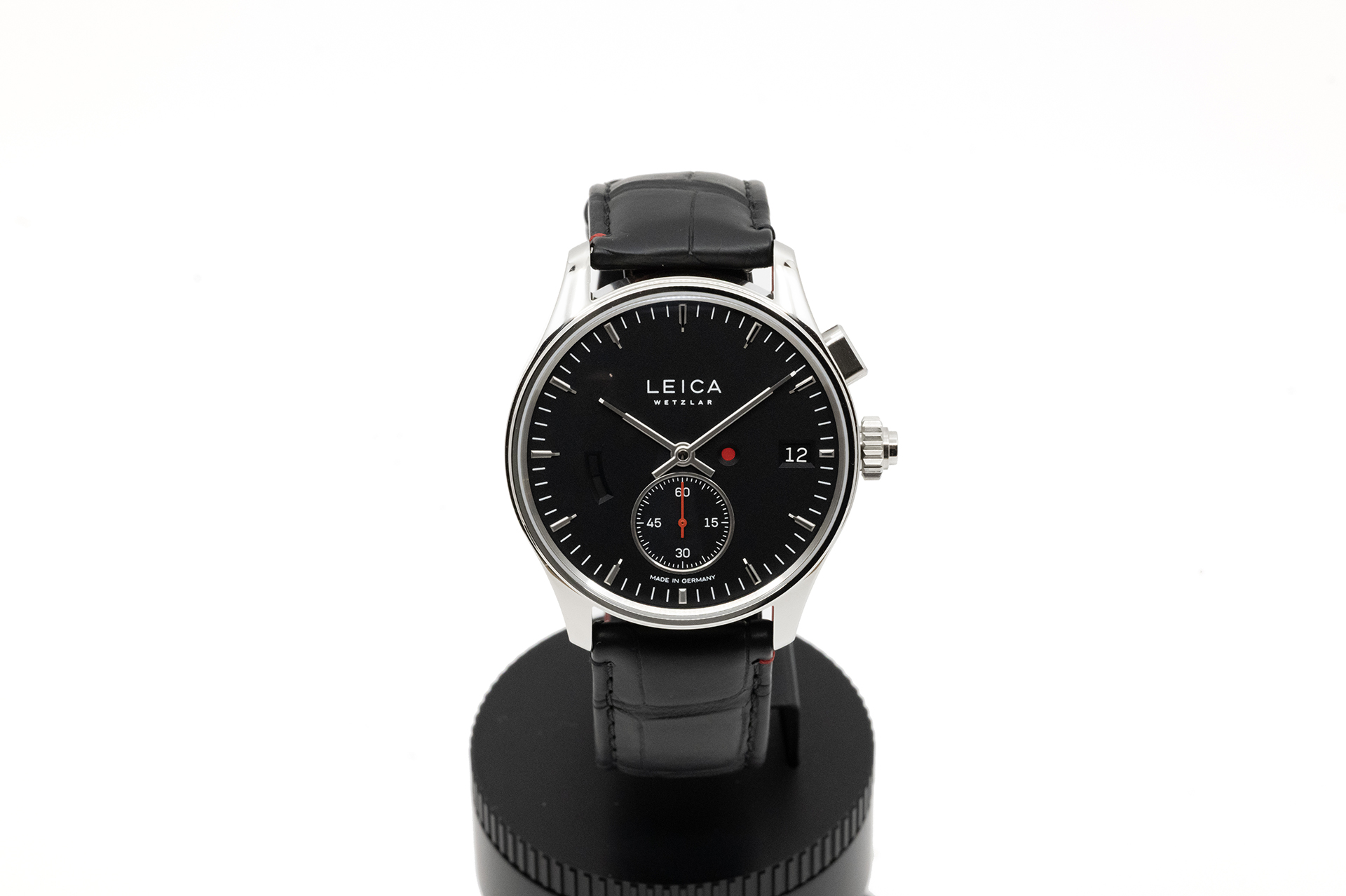 Leica ZM1 with black alligator leather strap and pin buckle (Ex-Demo)