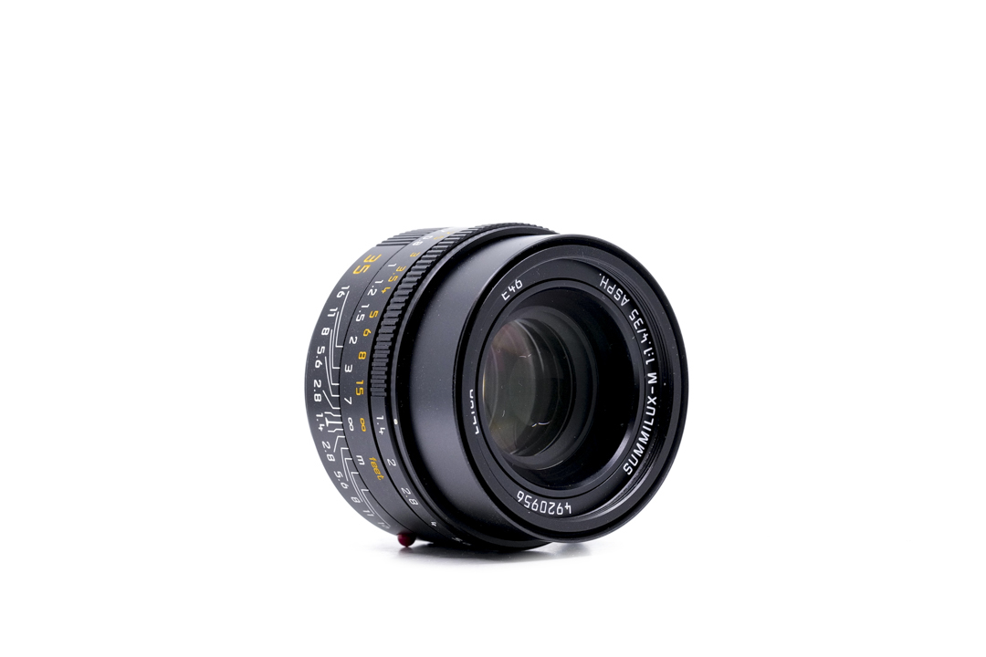 Leica Summilux-M 1,4/35mm ASPH. "Close Focus"