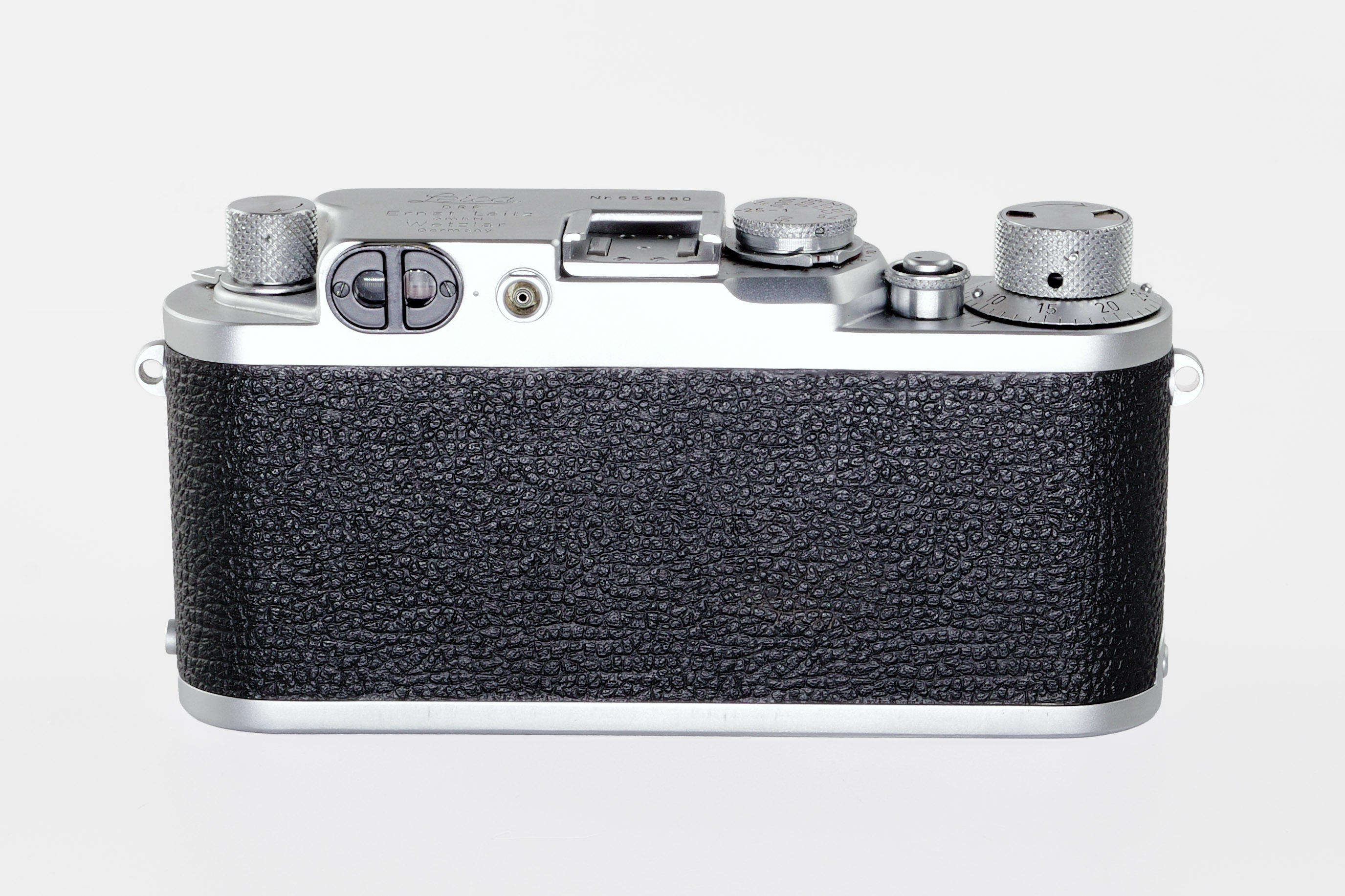 Leica IIIf Red Scale with Summitar 5cm F/2