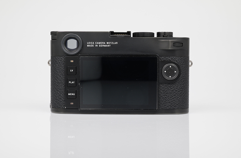 LEICA M10, black chrome-plated