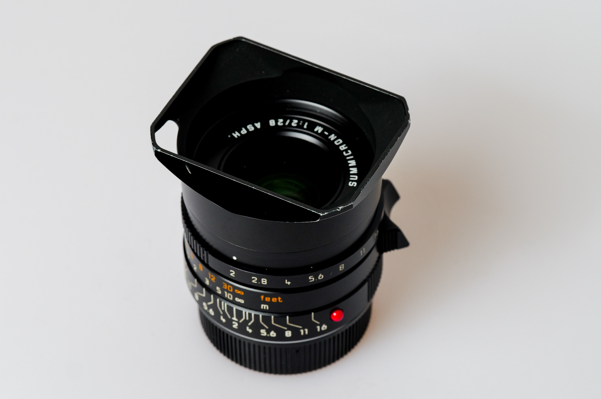 LEICA 28mm Summicron