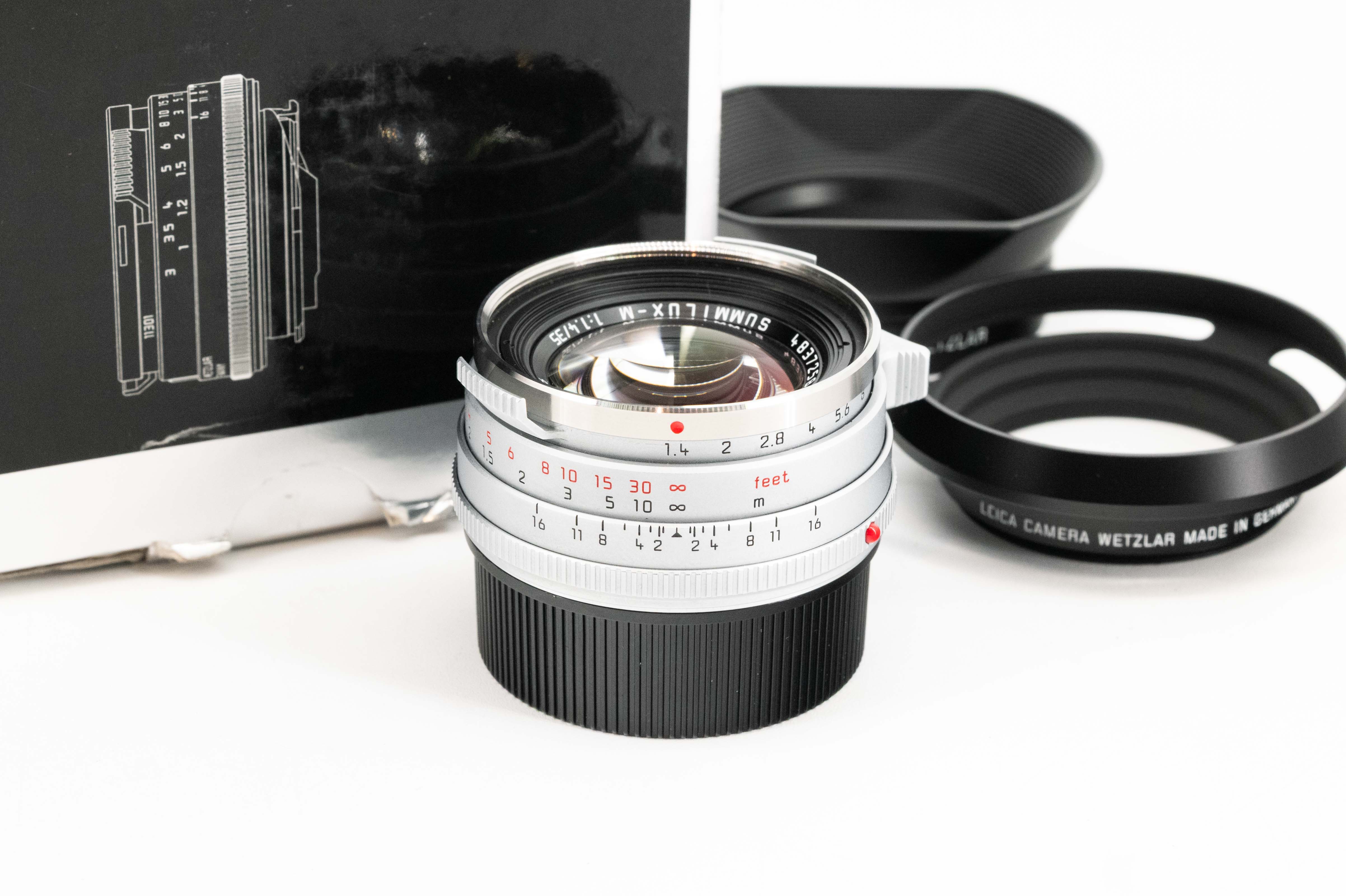 Leica Summilux-M 35mm f/1.4 Steel Rim Silver Chrome 11301