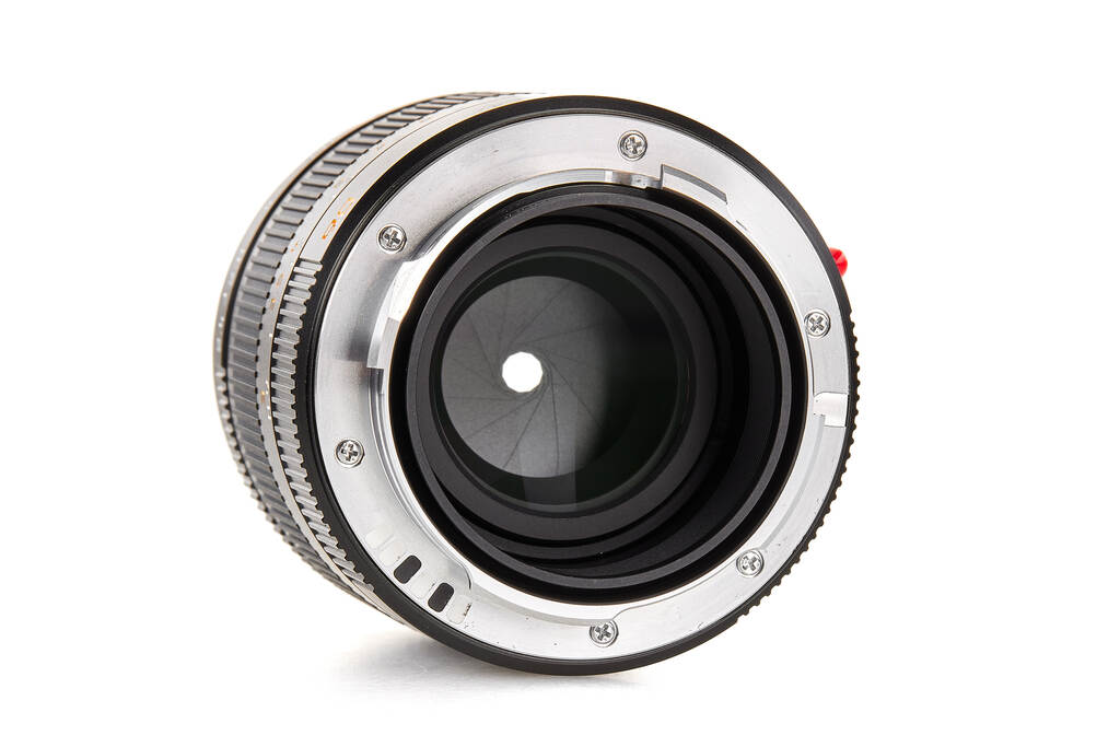 Leica Summarit-M 11684 2,4/90mm 6-bit