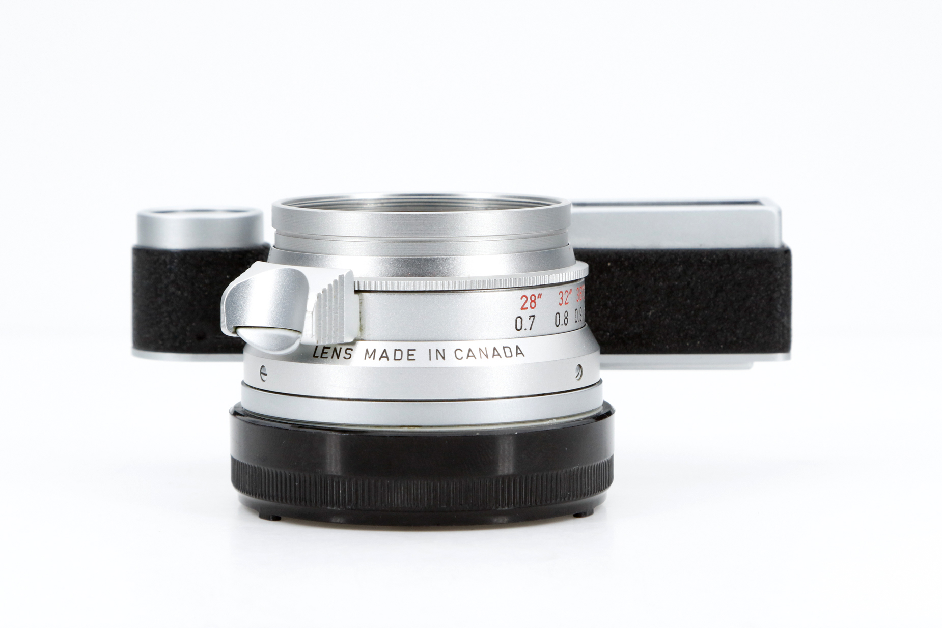 LEICA Summicron-M 2.0/35 with glasses