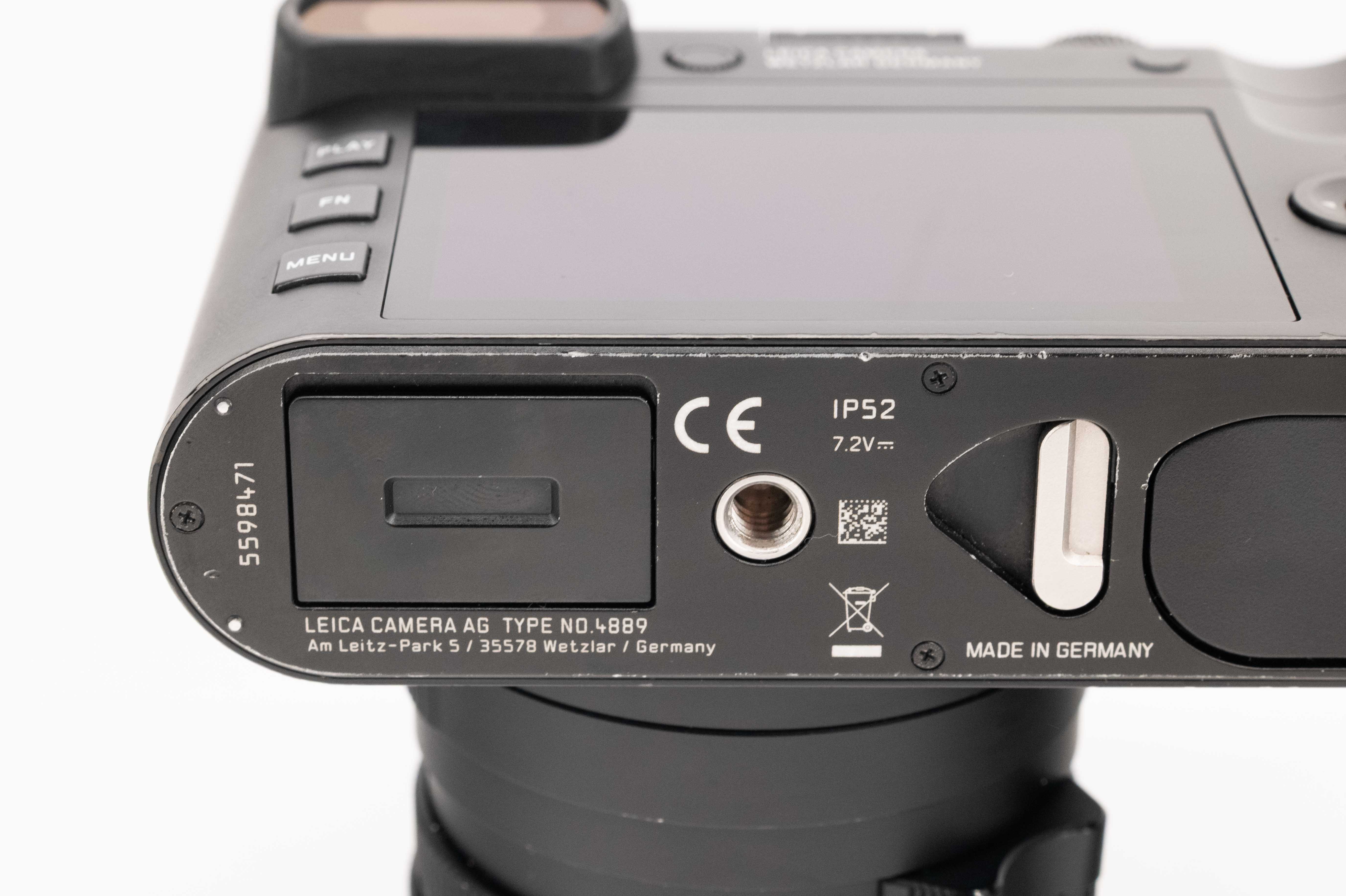 Leica Ex-Demo Q2 Monochrom 19055