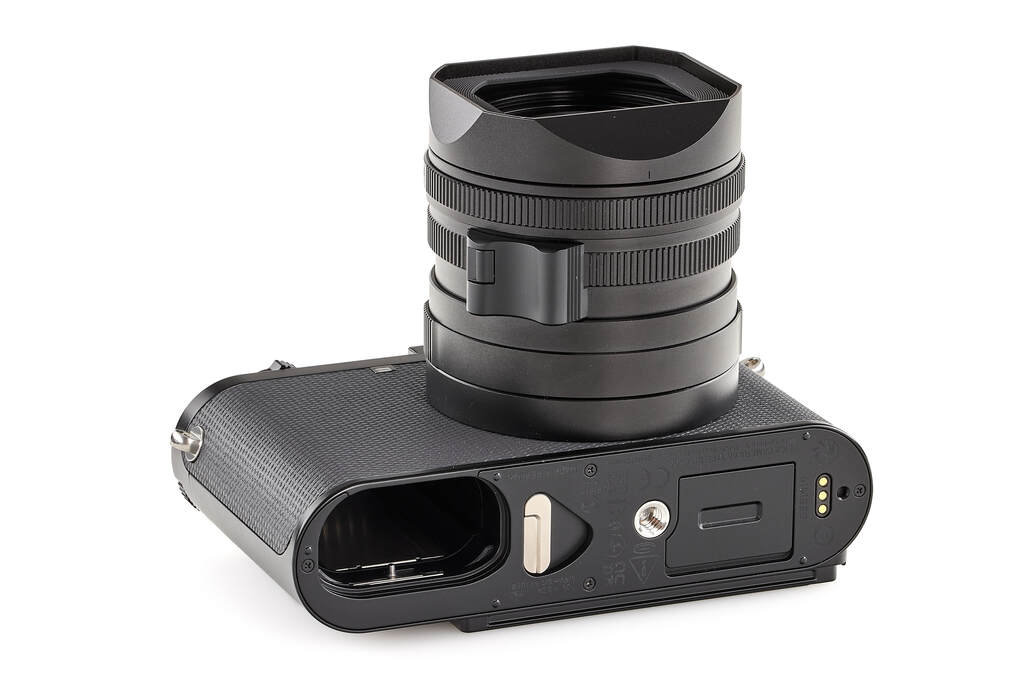 Leica Q3 43 19084 - like new with full guarantee