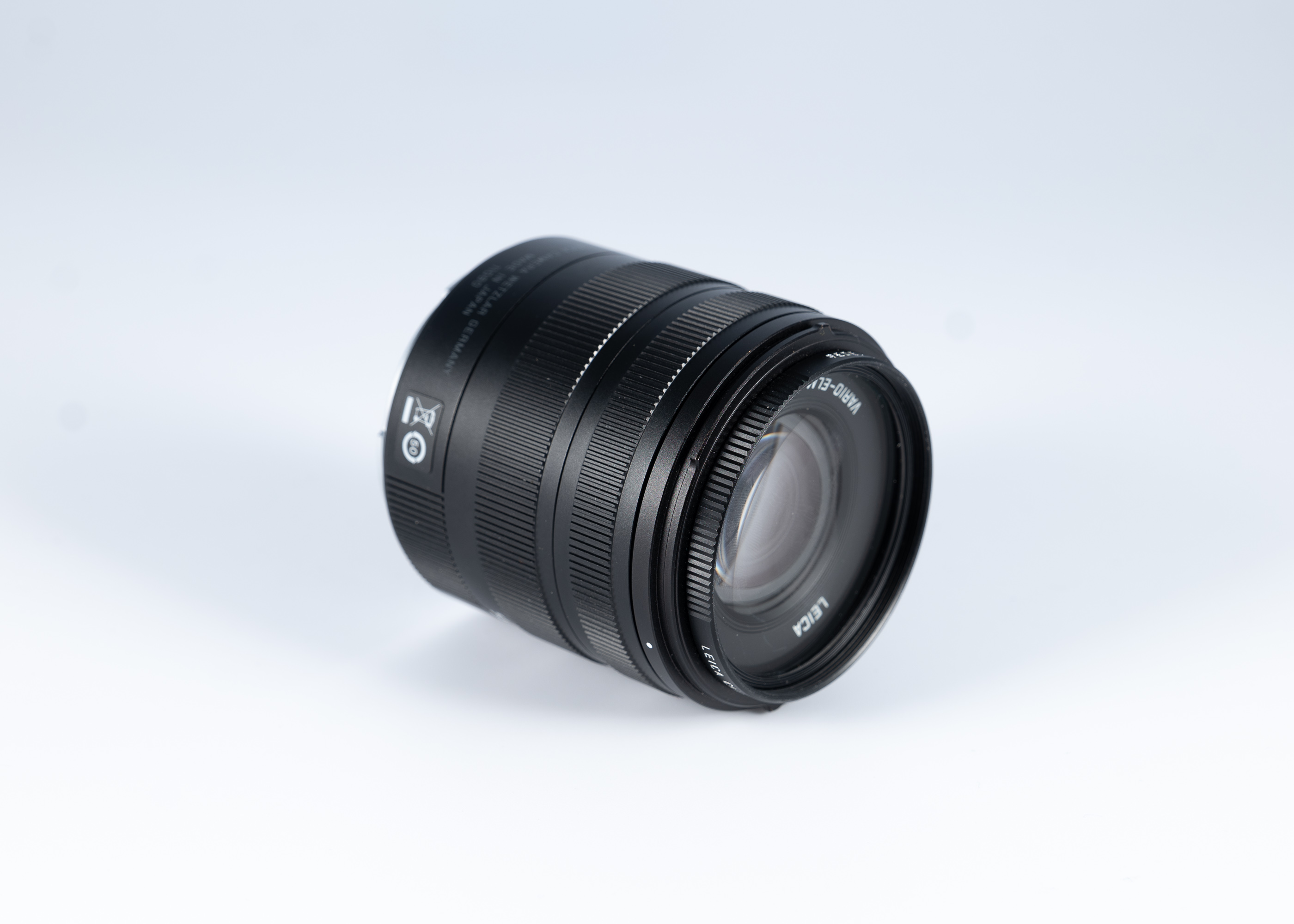 Leica Vario-Elmar-TL 1:3,5-5,6/18-56mm ASPH. black.
