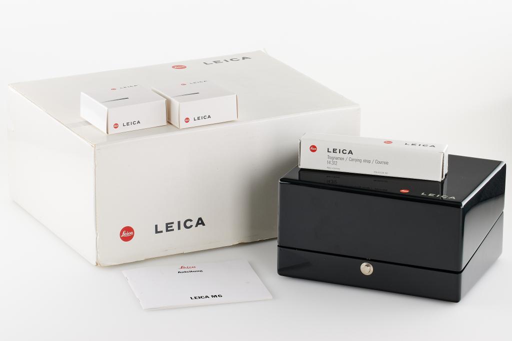Leica 10496  M6 'Ein Stück Leica'