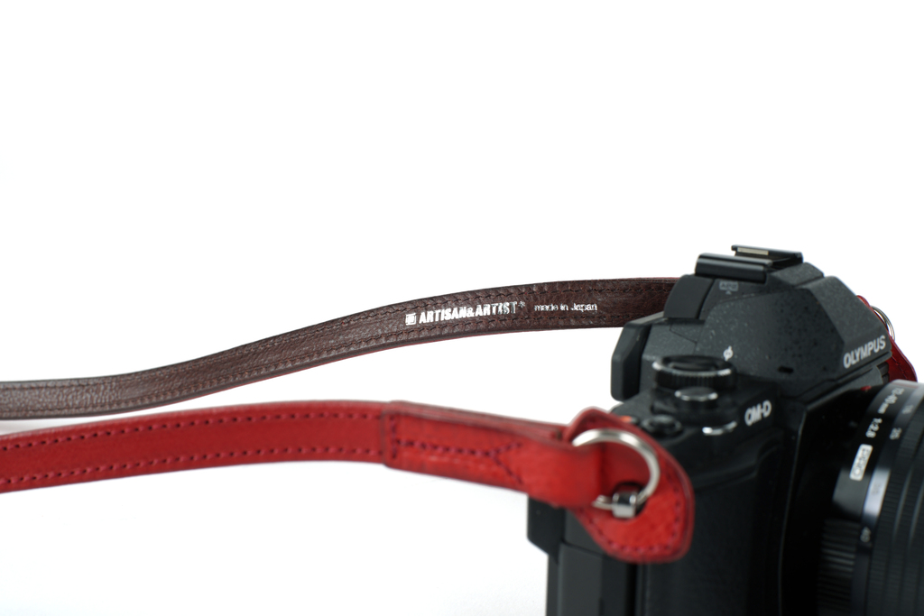 Artisan&Artist Leather camera strap ACAM 280L RED