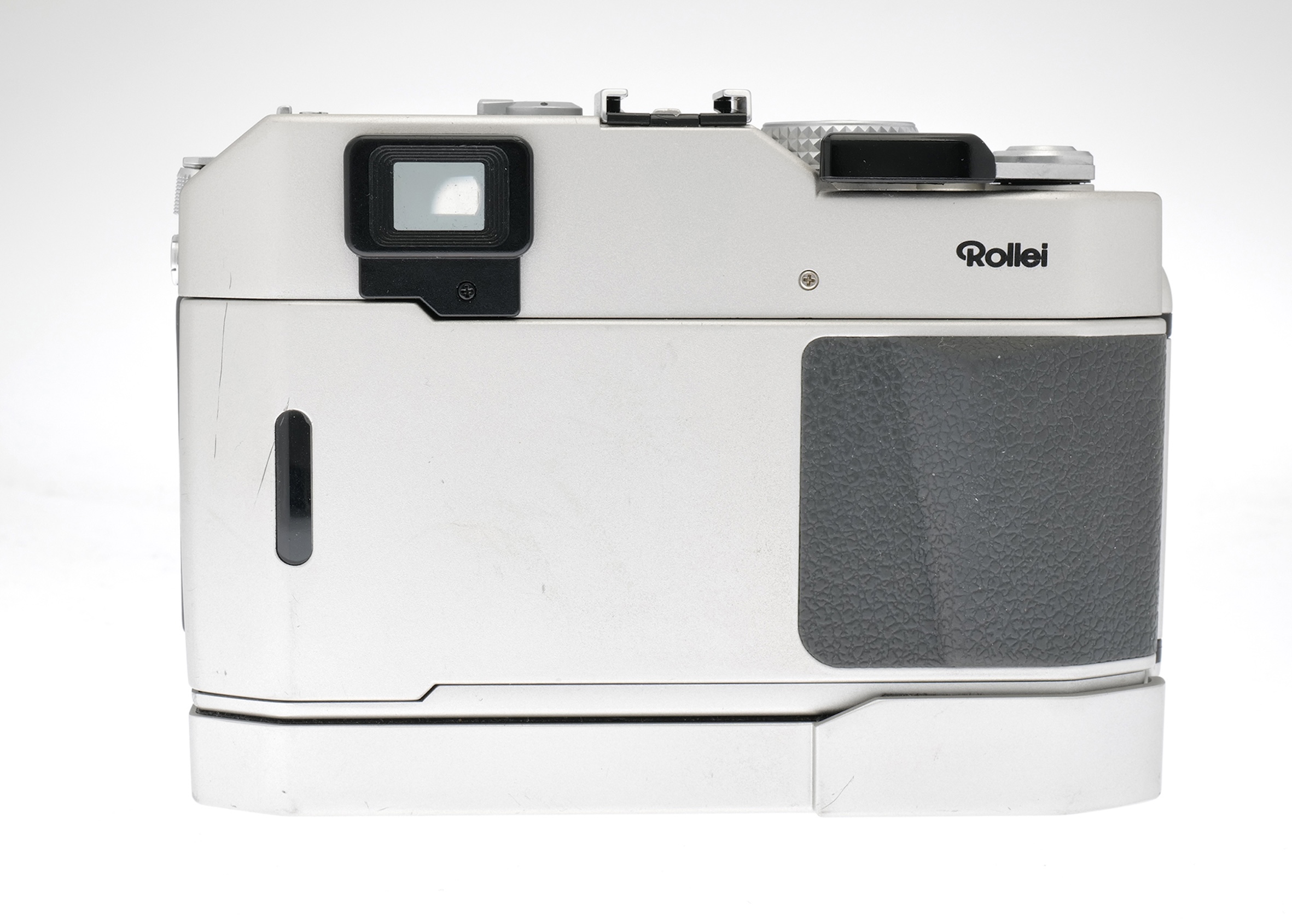 Rollei 35RF mit Sonar 2,8/40mm HFT und QW 35 Schnellaufzug Rollei 35RF mit Sonar 2,8/40mm HFT und QW 35 Schnellaufzug