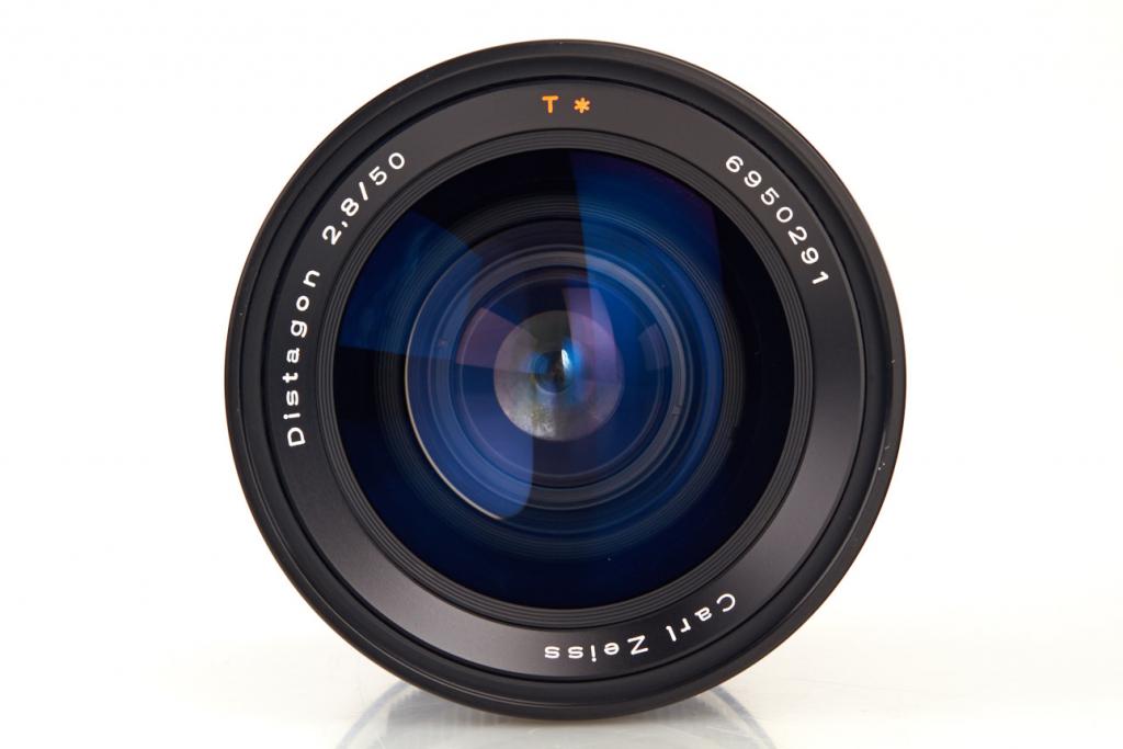 Carl Zeiss f. Hasselblad 2000FC 50/2,8 T* Distagon F Carl Zeiss f. Hasselblad 2000FC 50/2,8 T* Distagon F