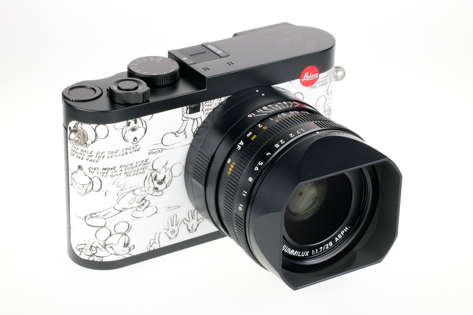 Leica Q2, Disney “100 Years of Wonder”