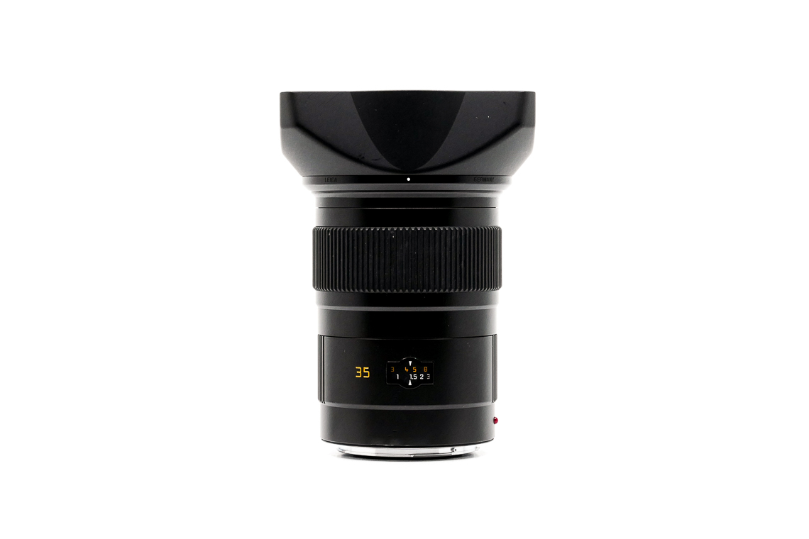 Leica Summarit-S 2,5/35mm ASPH. Leica Summarit-S 2,5/35mm ASPH.