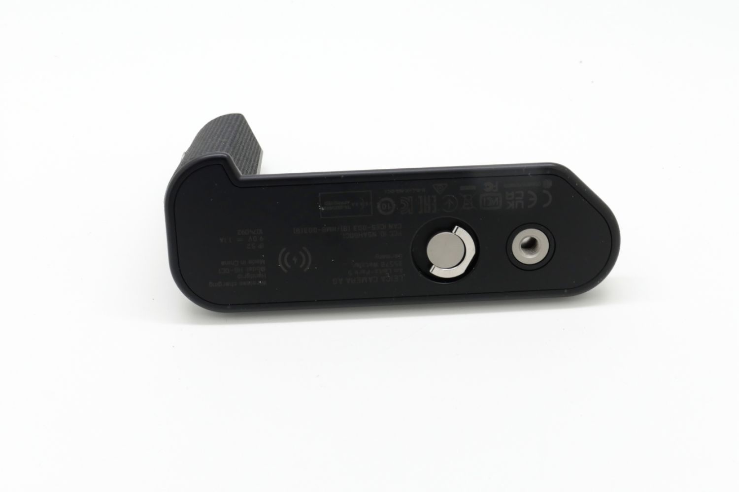 Leica Q3 Grip HG-DC1 wireless charging