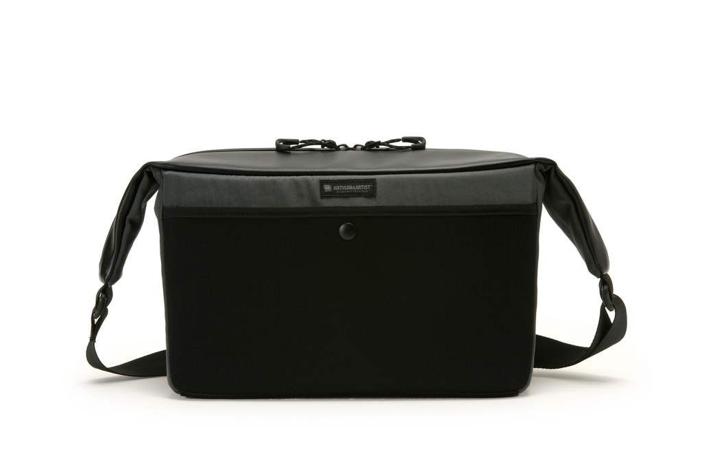 Artisan&Artist PVC leather/Nylon bag ACAM BS0002 BKGY